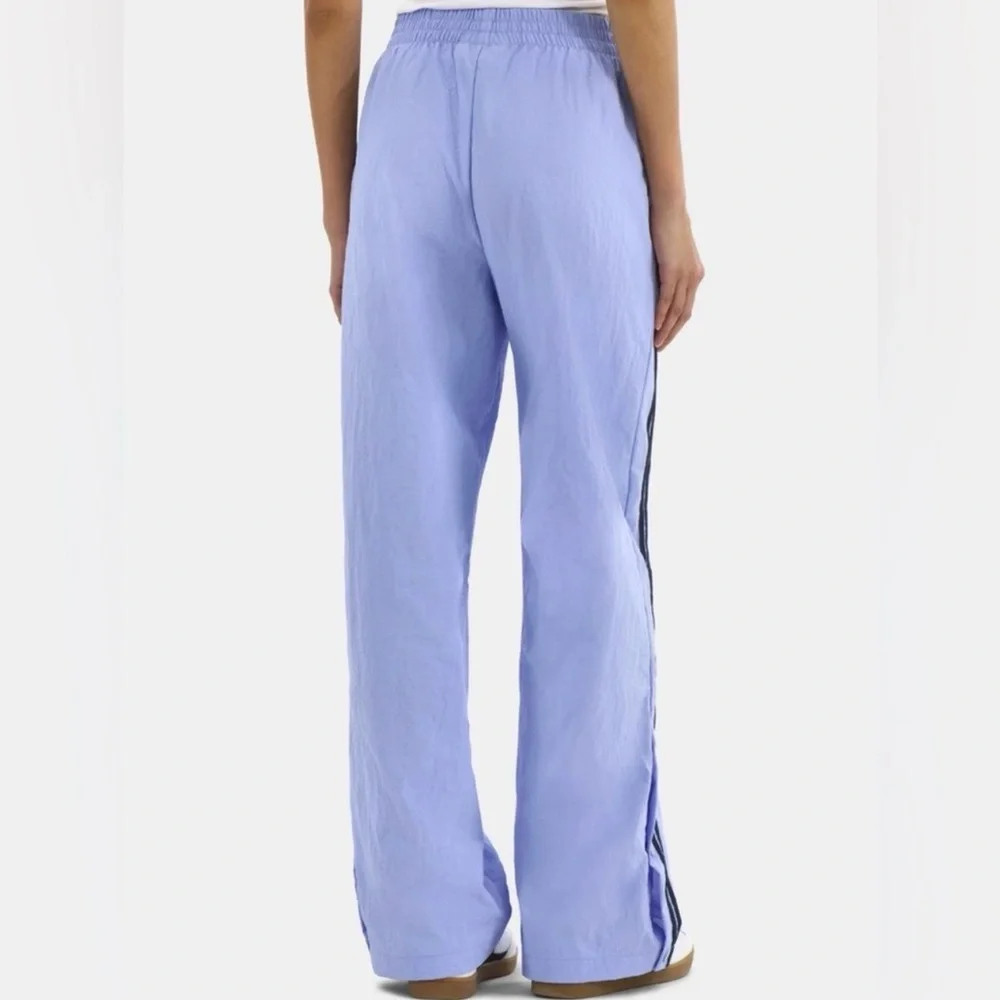 NWT • NO BOUNDARIES • Track Pants
Cornflower Blue • Y2K / size MEDIUM - Picture 4 of 10